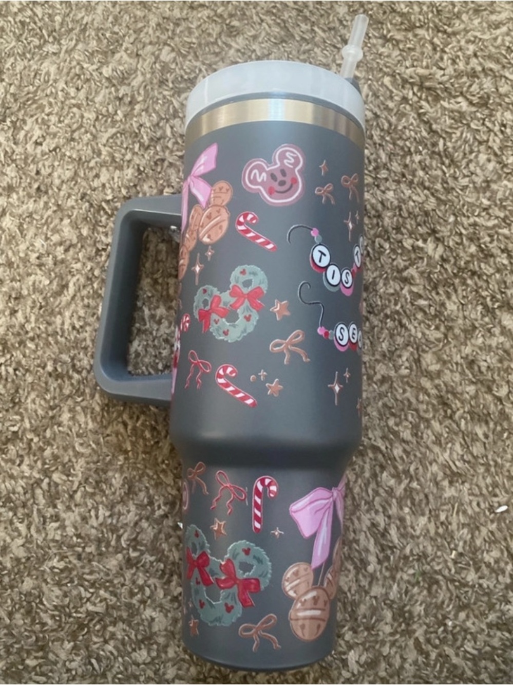Handcrafted Gray Holiday Travel Tumbler with Handle - Unbranded - Picture 3 of 5
